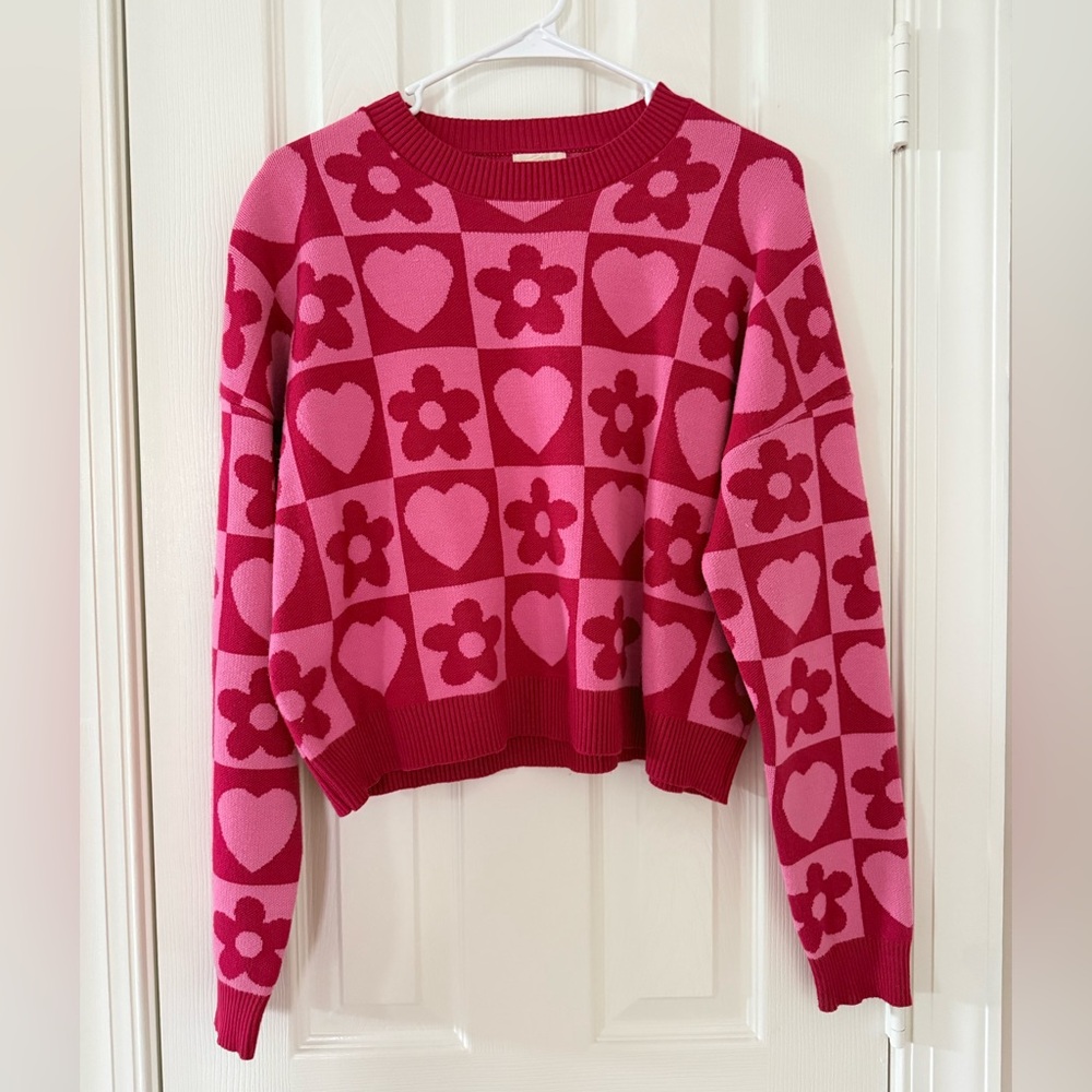 Debut Vibrant Pink and Red Patterned Sweater
